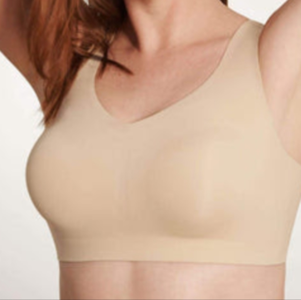 Evelyn and Bobbie Defy Bra